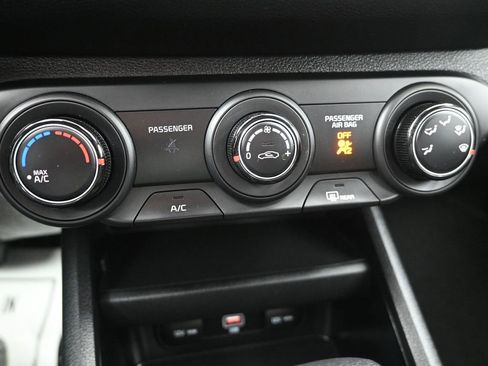 Certified 2023 Kia Forte LXS image 19