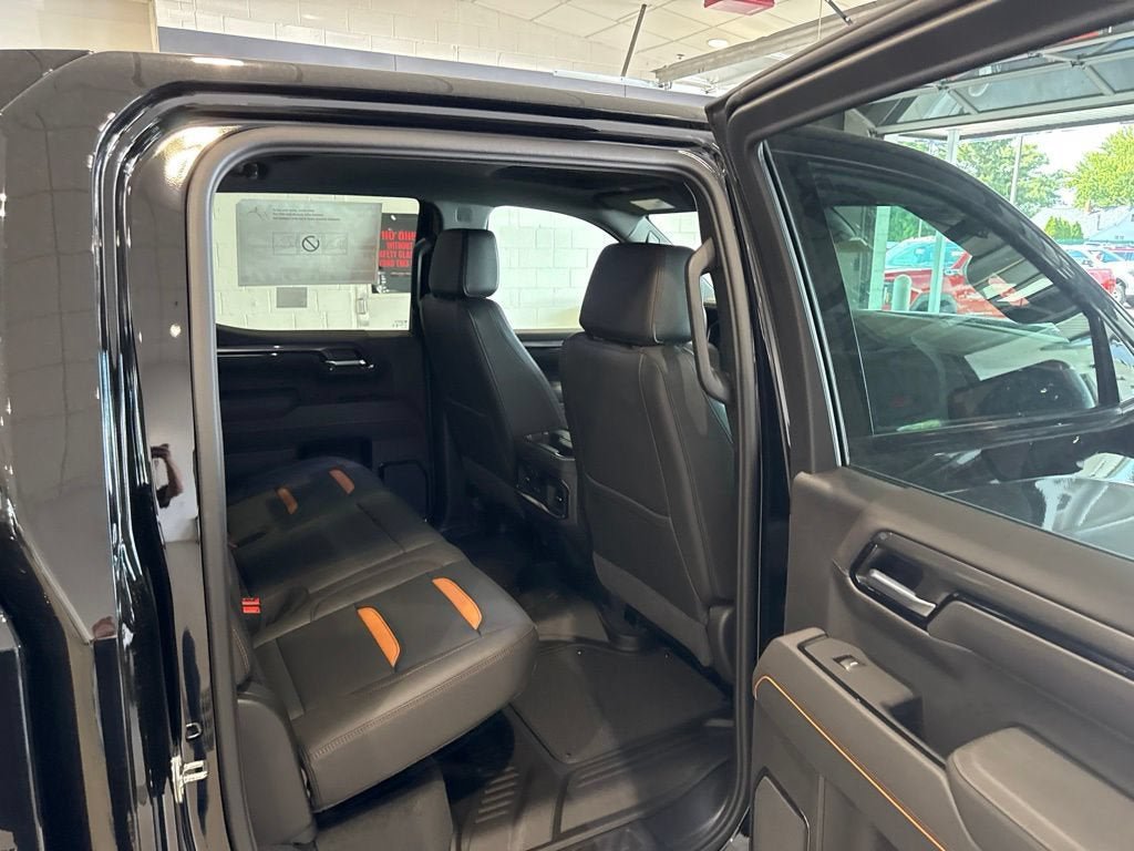 New 2026 GMC Sierra 1500 AT4 w/ AT4 Premium Package AWD/4WD image 14
