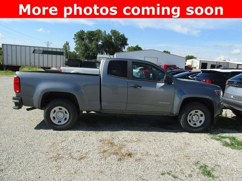 Used 2018 Chevrolet Colorado W/T RWD image 6