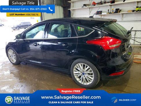 Used 2018 Ford Focus Titanium FWD image 3