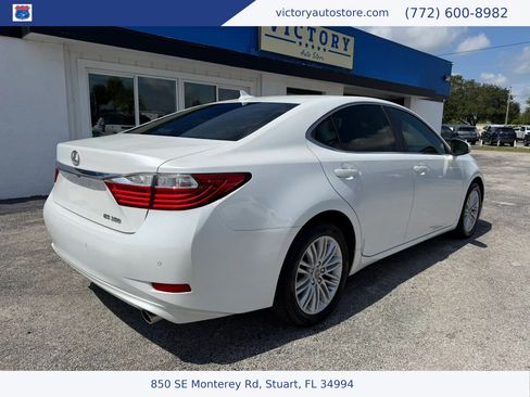 Used 2013 Lexus ES 350 w/ Luxury Pkg FWD image 3