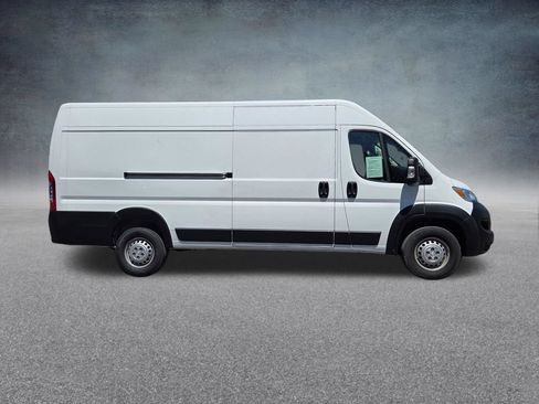 Used 2025 RAM ProMaster 3500 w/ Convenience Group FWD image 9