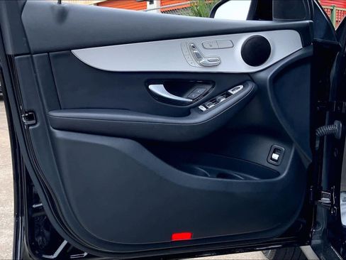 Certified 2021 Mercedes-Benz GLC 300 image 21