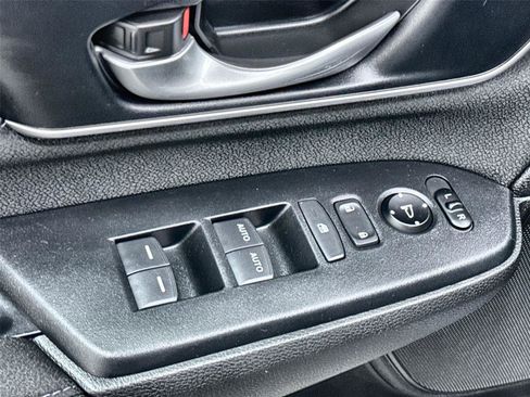 Used 2022 Honda CR-V EX image 12