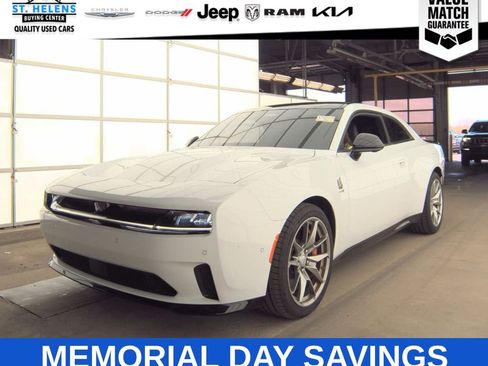 Used 2024 Dodge Charger Daytona Scat Pack w/ Plus Group AWD/4WD image 1