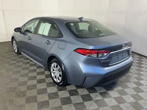 Used 2023 Toyota Corolla LE FWD image 9