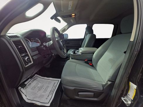 Used 2018 RAM 1500 Express w/ Black Ram 1500 Express Group image 9