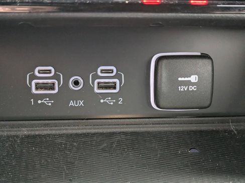 Used 2024 Jeep Grand Cherokee L Laredo image 25