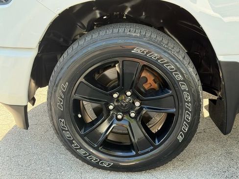 Used 2023 RAM 1500 Big Horn AWD/4WD image 18
