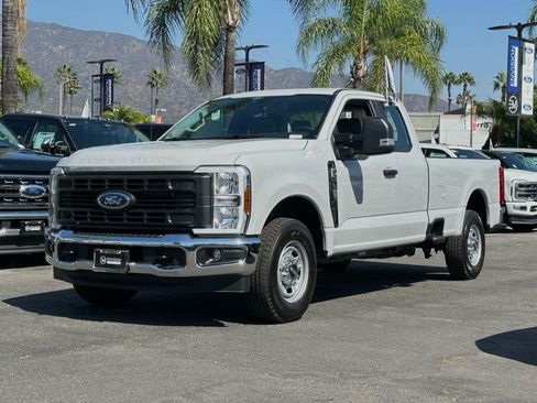 New 2026 Ford F250 XL w/ 360-Degree Camera Package RWD image 5