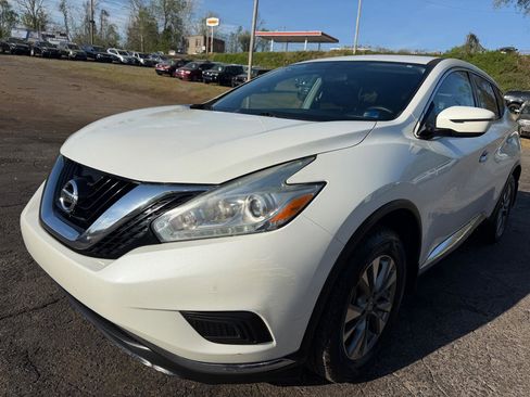 Used 2017 Nissan Murano S image 1