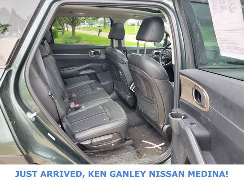 Used 2023 Kia Sorento S w/ Panoramic Sunroof Package AWD/4WD image 21