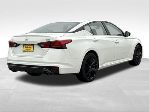 Used 2022 Nissan Altima 2.5 SR image 7