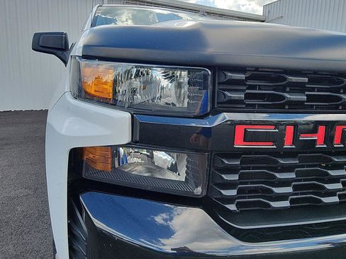 Used 2020 Chevrolet Silverado 1500 Custom Trail Boss w/ Custom Convenience Package AWD/4WD image 12