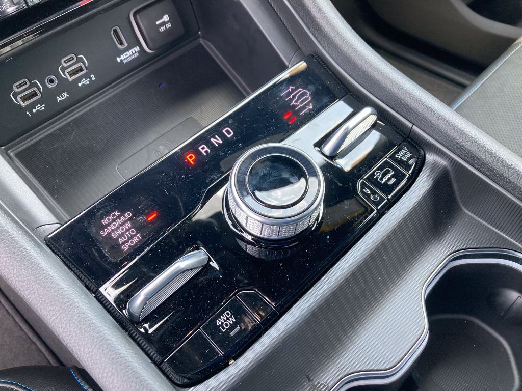 New 2024 Jeep Grand Cherokee Trailhawk w/ Luxury Tech Group III AWD/4WD image 30