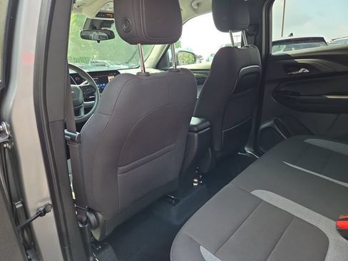 Used 2025 Chevrolet TrailBlazer LS w/ LS Convenience Package FWD image 13
