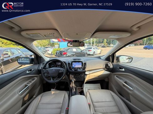 Used 2017 Ford Escape Titanium AWD/4WD image 29