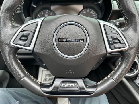 Used 2017 Chevrolet Camaro SS RWD image 33