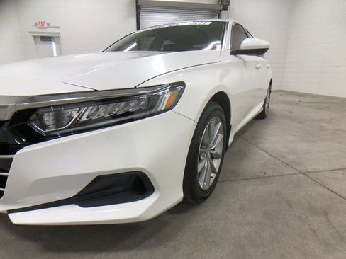 Used 2022 Honda Accord LX image 30