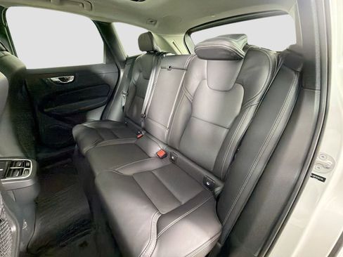 Certified 2023 Volvo XC60 B5 Ultimate AWD/4WD image 25