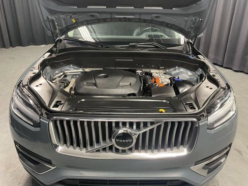Used 2022 Volvo XC90 T8 Inscription Expression w/ Advanced Package image 17