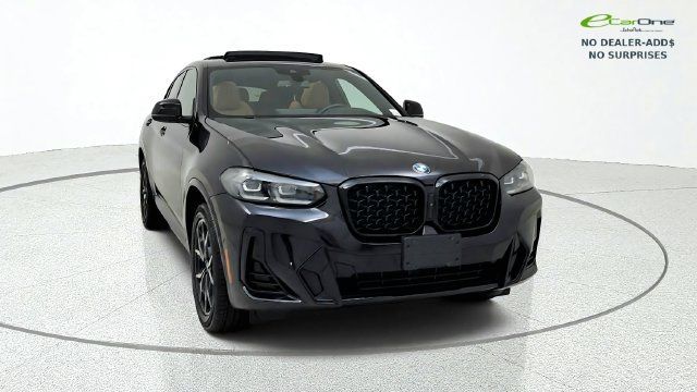 Used 2024 BMW X4 xDrive30i w/ Premium Package AWD/4WD image 2