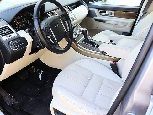 Used 2011 Land Rover Range Rover Sport HSE LUX AWD/4WD image 9
