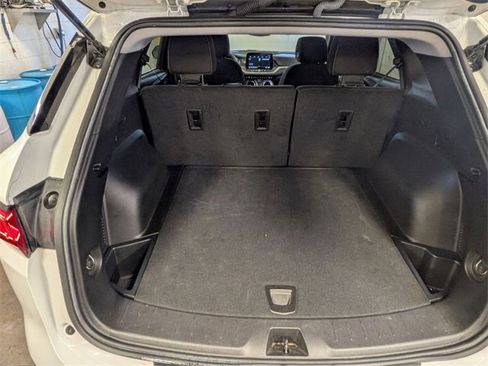 Used 2024 Chevrolet Blazer LT image 28