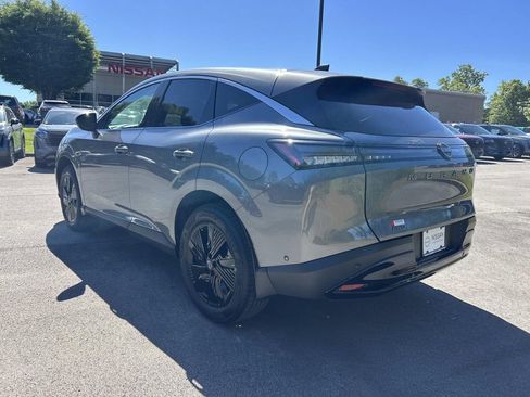 Certified 2025 Nissan Murano SV AWD/4WD image 5