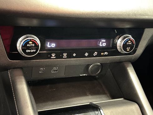 Used 2022 Mitsubishi Outlander ES FWD image 36