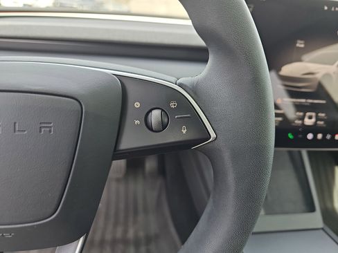 Used 2025 Tesla Model 3 RWD image 19