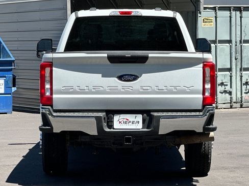 Used 2023 Ford F350 XLT w/ FX4 Off-Road Package AWD/4WD image 5