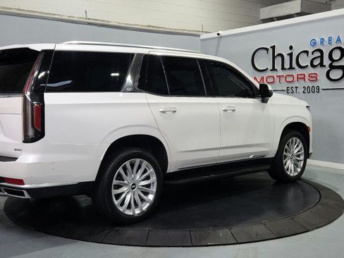 Used 2023 Cadillac Escalade Luxury AWD/4WD image 12