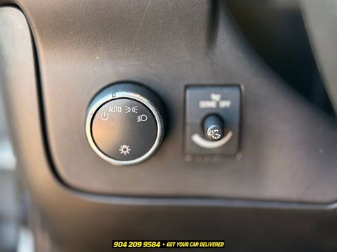 Used 2019 Chevrolet Express 2500 w/ Driver Convenience Package RWD image 11