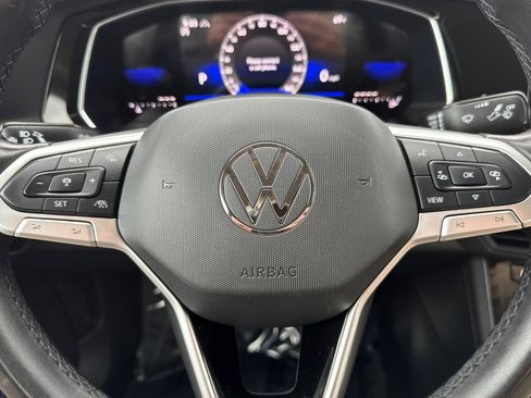 Used 2024 Volkswagen Jetta SE FWD image 23