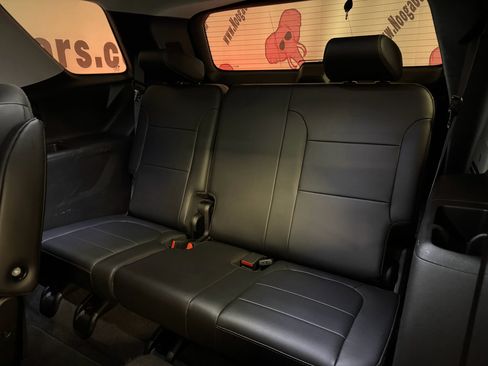 Used 2019 Chevrolet Traverse LT image 22