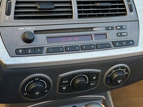 Used 2003 BMW Z4 3.0i image 17