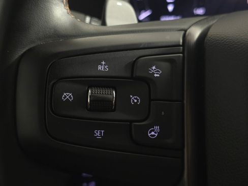Used 2024 GMC Sierra 1500 AT4 w/ Technology Package AWD/4WD image 41