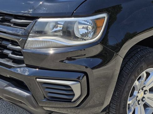 Used 2022 Chevrolet Colorado LT w/ Fleet Safety Package RWD image 9