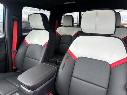 New 2026 GMC Canyon AT4X w/ LPO, Black Badging Package image 22