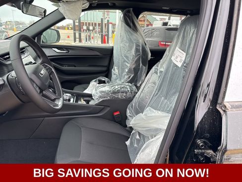 New 2026 Jeep Grand Cherokee Laredo X AWD/4WD image 14