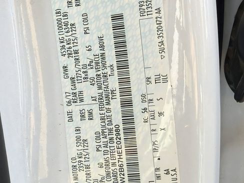 Used 2017 Ford F250 Lariat w/ Lariat Value Package image 31