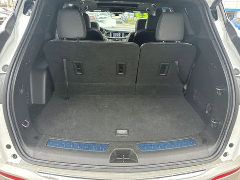 Used 2023 Buick Enclave Essence w/ Experience Buick Package FWD image 25
