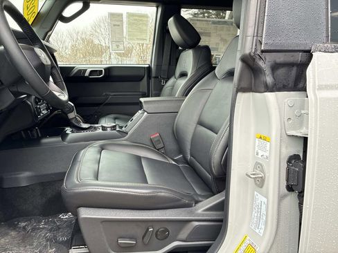 New 2026 Ford Bronco Badlands AWD/4WD image 41