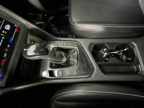 Used 2022 Volkswagen Tiguan SE FWD image 25