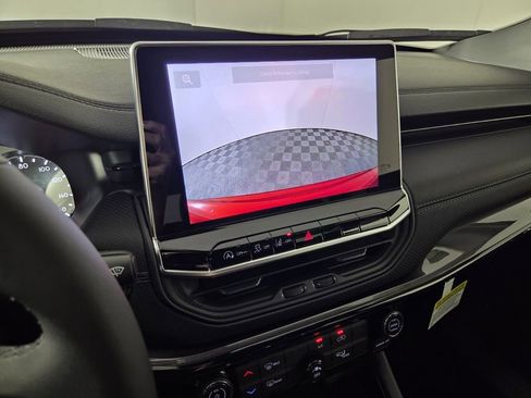 New 2026 Jeep Compass Latitude image 22