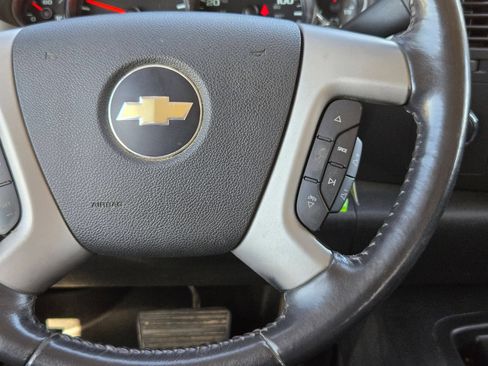 Used 2010 Chevrolet Silverado 3500 LT w/ Interior Plus Package AWD/4WD image 22