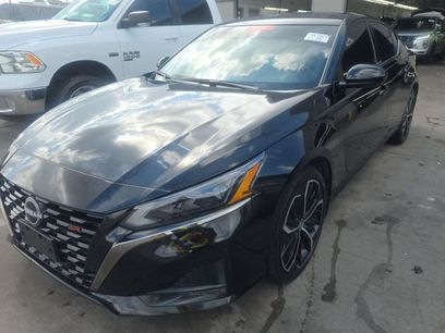Used 2025 Nissan Altima 2.5 SR w/ SR Premium Package