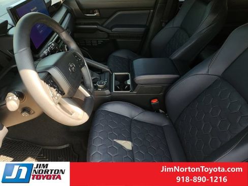 Used 2026 Toyota 4Runner Platinum AWD/4WD image 14