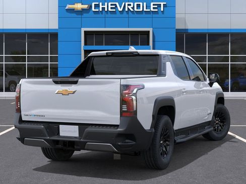 Used 2026 Chevrolet Silverado EV LT AWD/4WD image 4